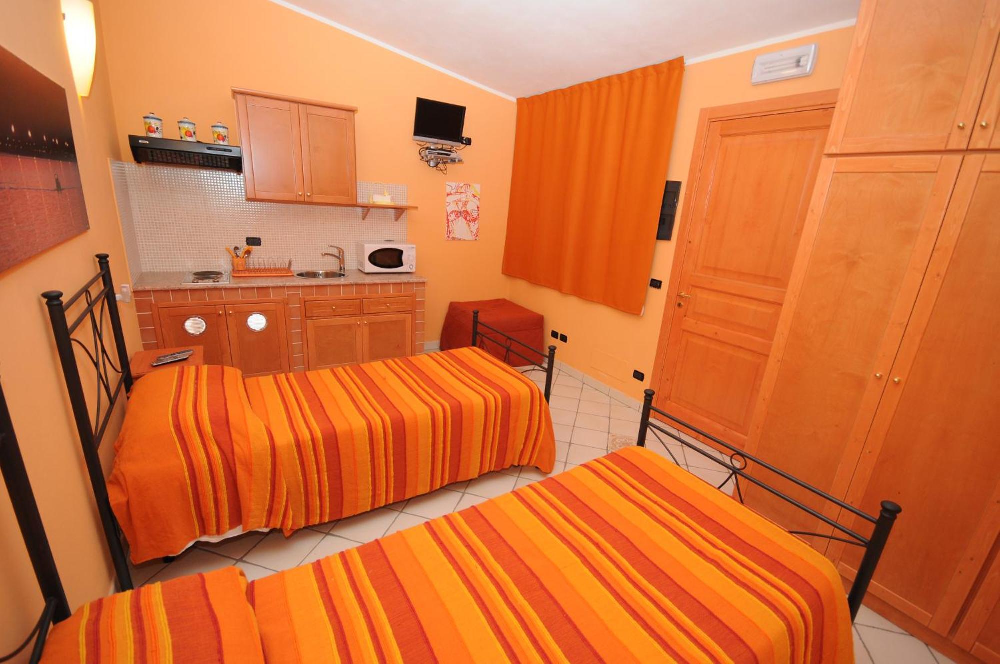 Sun Tower Aparthotel 3*